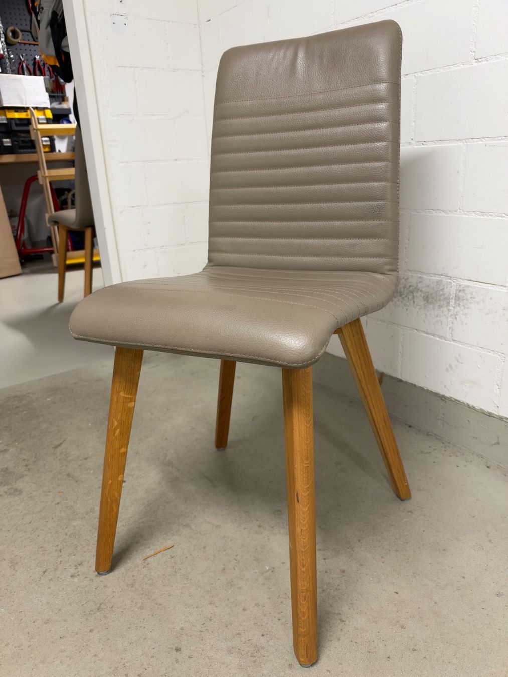 Stühle: Stühle, Essstühle 6 Stk. – Gebraucht aus Nänikon von Mastinao 1