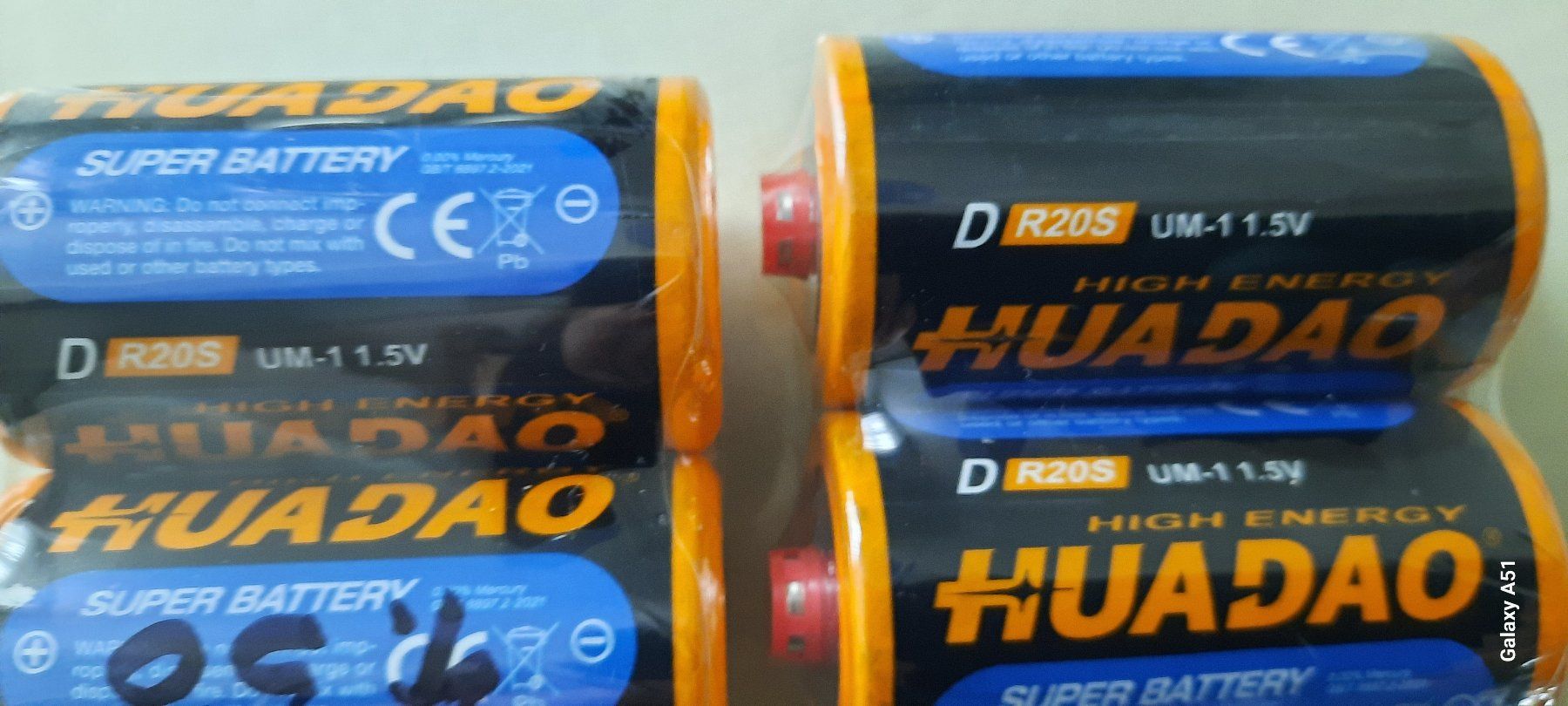 Caricatori & Batterie: 4 Neue Batterien – Nuovo e nell'imballaggio originale da Degersheim venduto da chatzgrau
