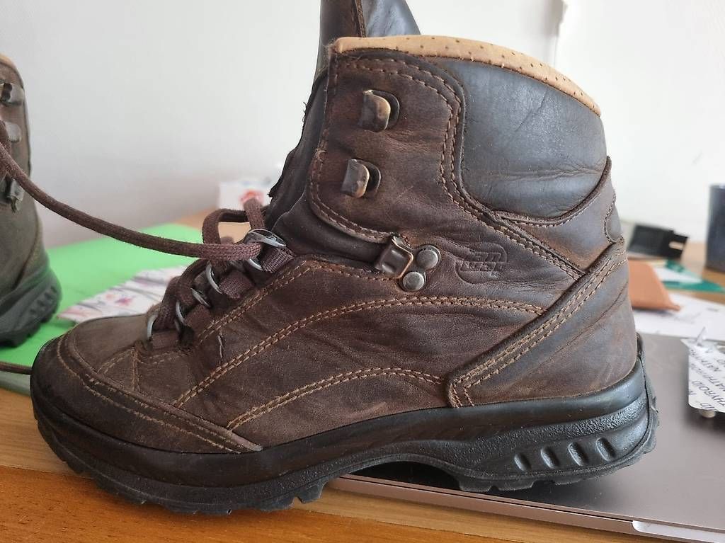 Scarpe da uomo: Chaussures de randonnée Hanwag 39.5 – Usato da Vessy venduto da manuemonod 2