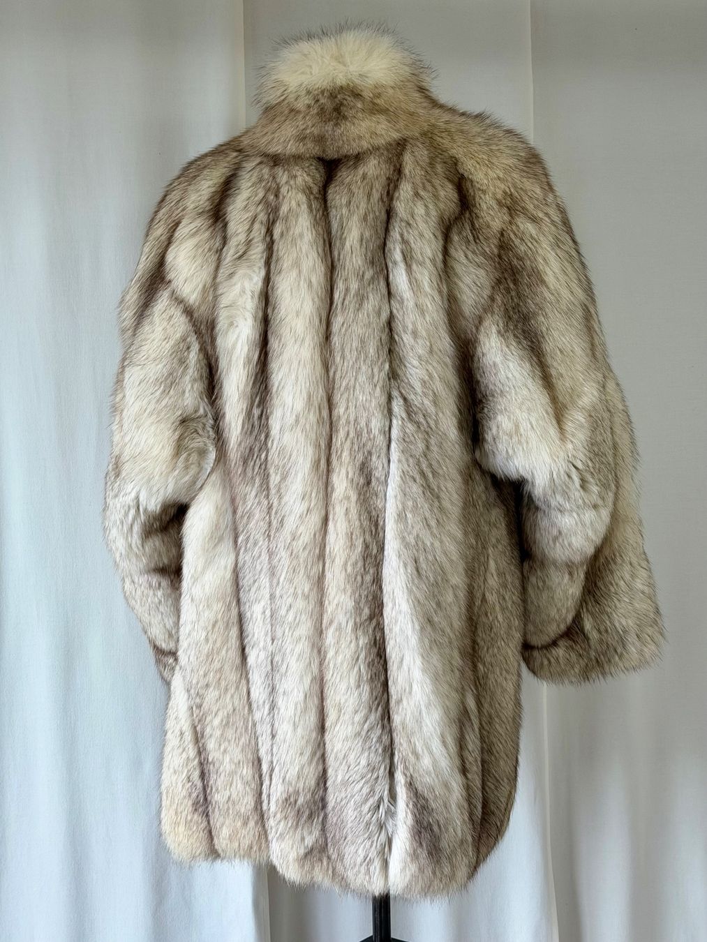 Cappotti: Pelzjacke XL Blaufuchs Top – Usato da Wil SG venduto da WilSG9500 2