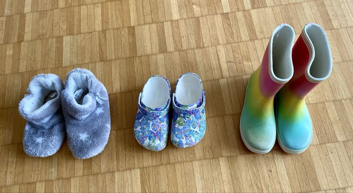 Crocs Scarpe da uomo: Kids: Slippers, Rainboots. – Usato da Winterthur venduto da mat_95jq
