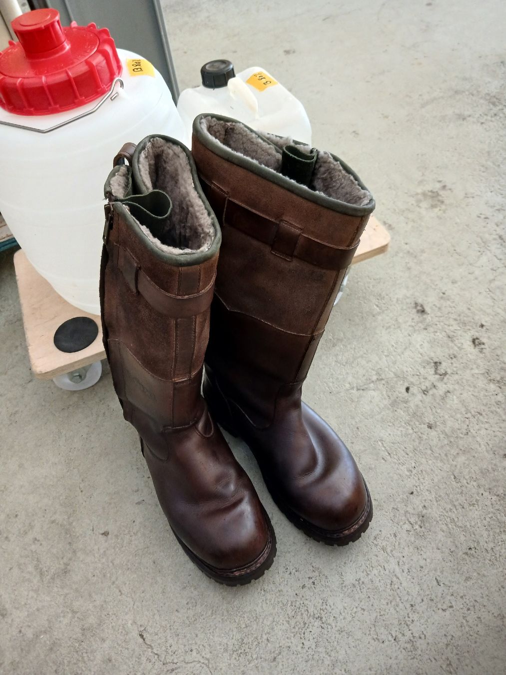 Herrenschuhe: Völkl Leder Stiefel Np.Fr.560.- – Neu (gemäss Beschreibung) aus Seengen von dabilu