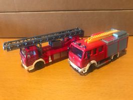 2x Mercedes LKW Feuerwehr
