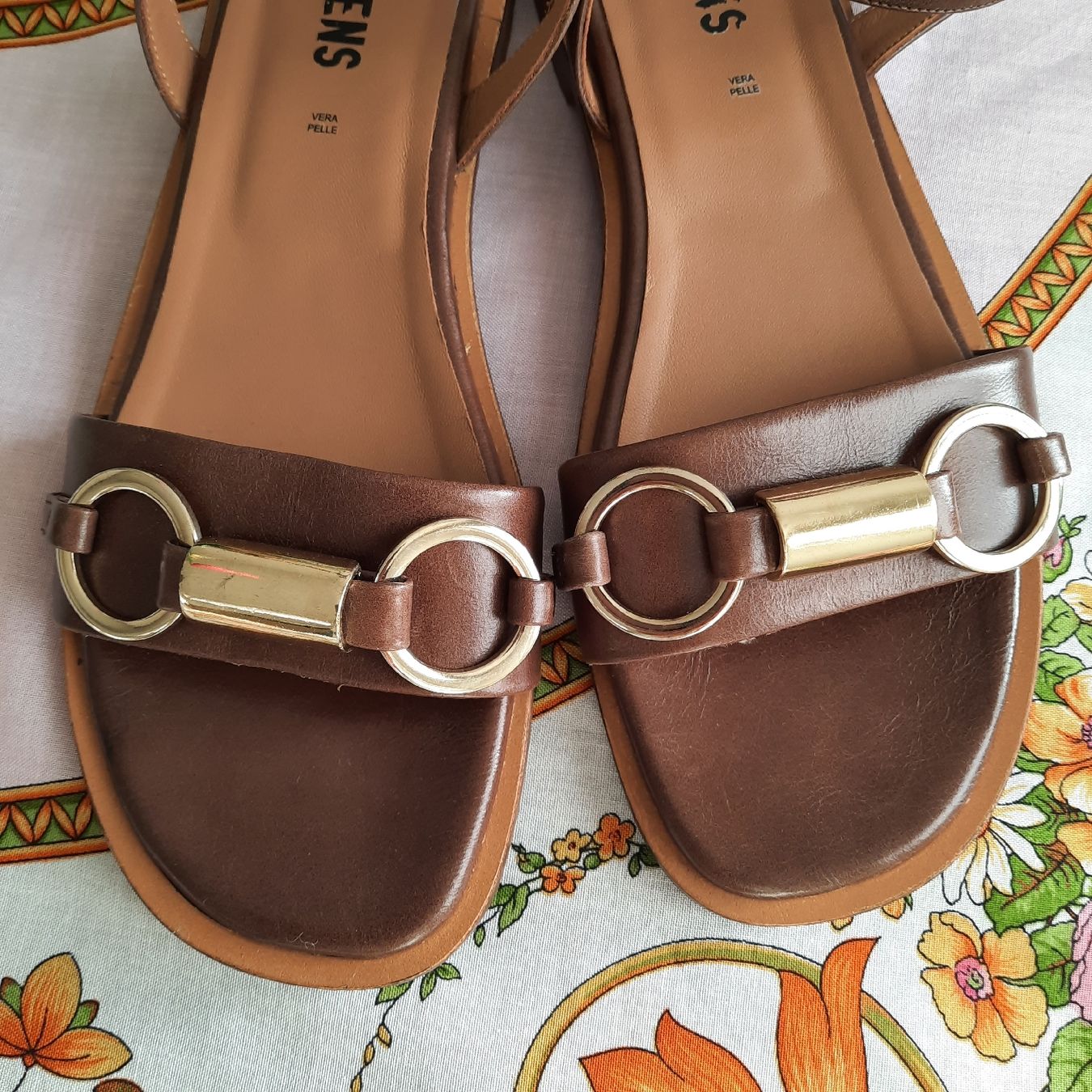 Scarpe da donna: CARMENS, TOP LEDERSANDALEN, GR.40 – Usato da Hinwil venduto da Wuschi40 9