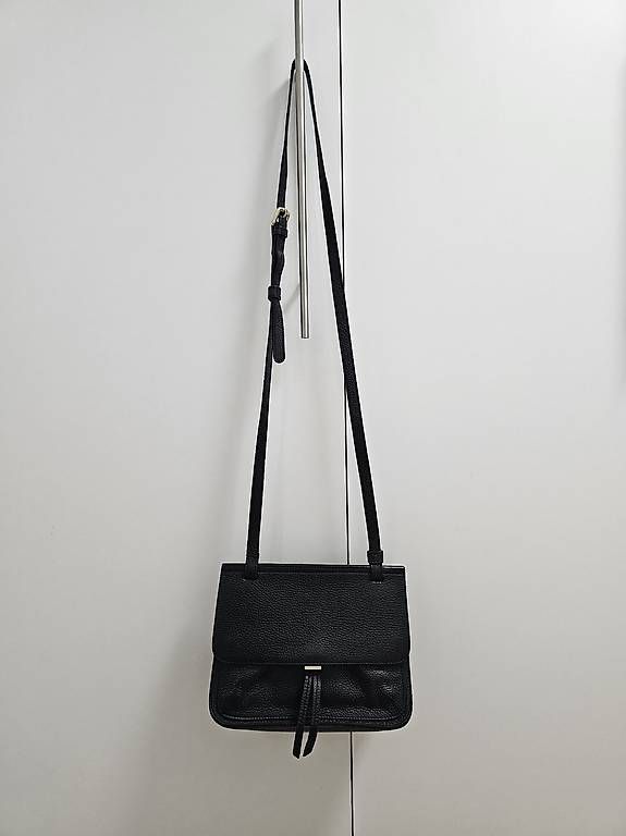Taschen für Damen: Elegante Damentasche aus Leder – Gebraucht aus Emmenbrücke von Oxi789 3