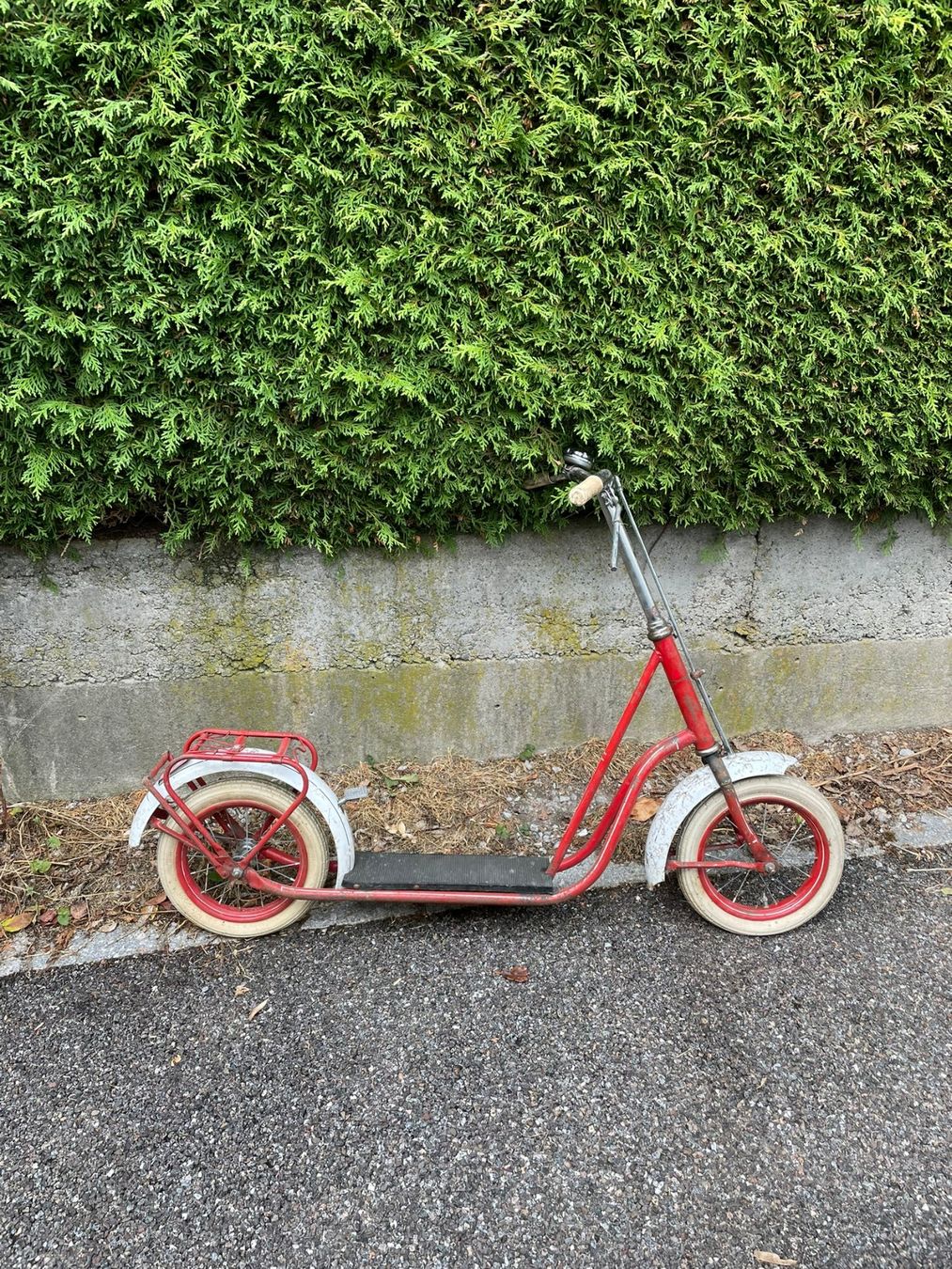 Kickboard: Trottinett – Usato da Forch venduto da ESELSTEIN