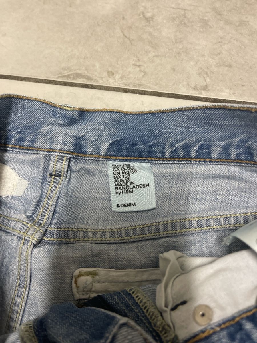 Pantaloni: Jeans shorts gr 158 – Usato da Bad Zurzach venduto da Cuore34 1