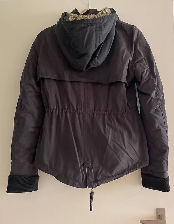 Vestes: DNN Denim Winterjacke, anthrazit, Gr. S – D'occasion à Jona par Tr3s 4