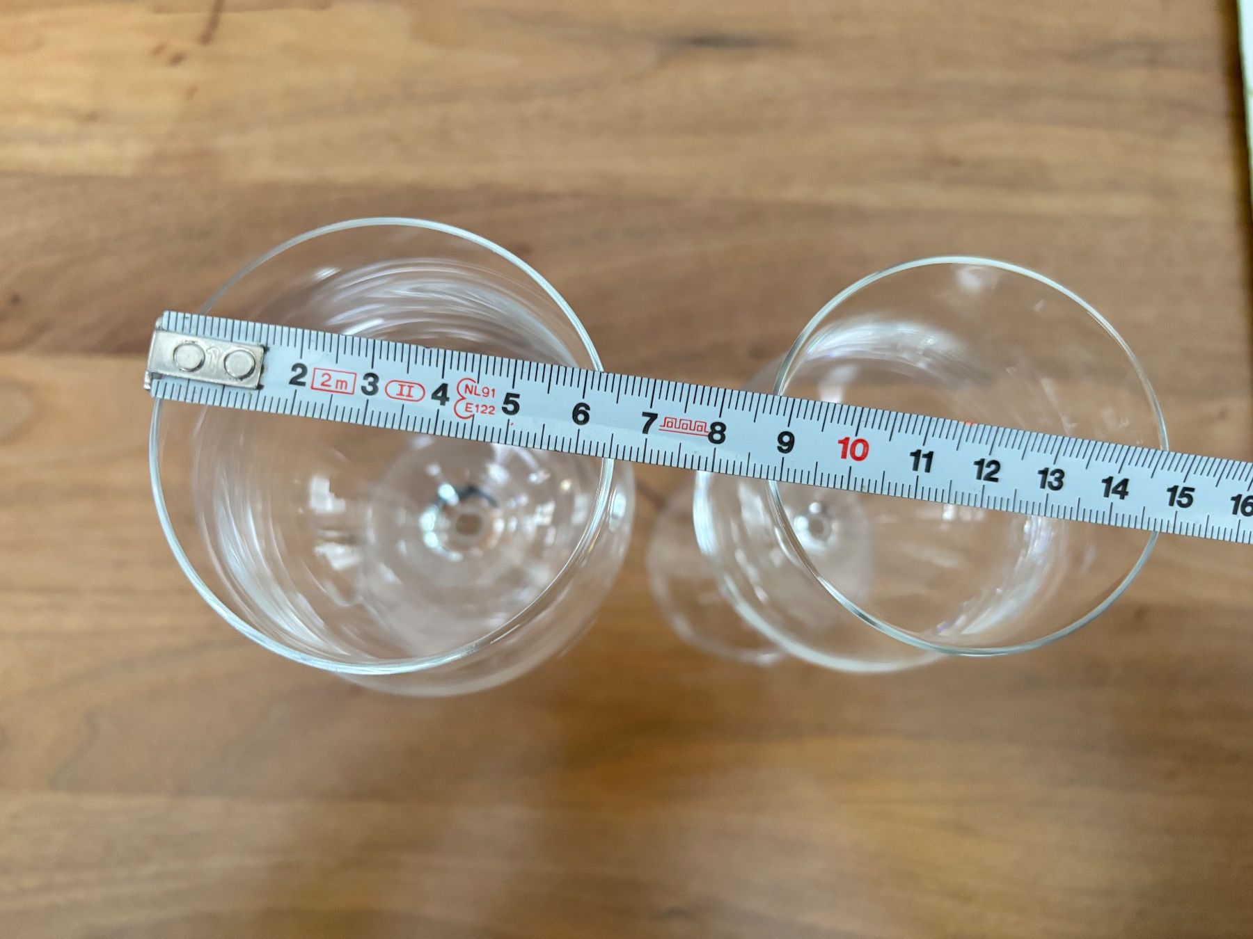 Gläser: 6 Rotwein und 8 Weissweingläser – Gebraucht aus Muri AG von Maga1 2