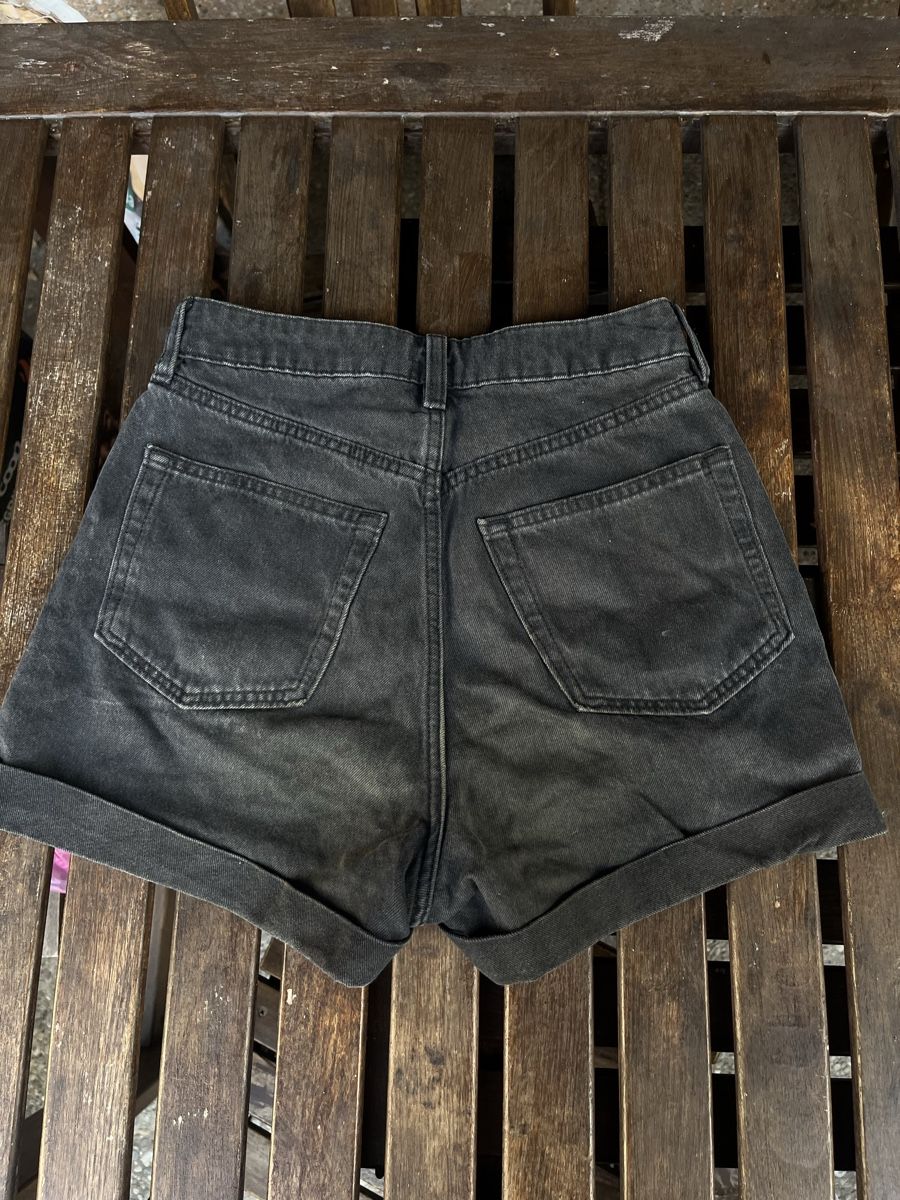 H&M Jeans: Jeans - Shorts anthrazit von H&M – Usato da Zürich venduto da gio_zyc9 3