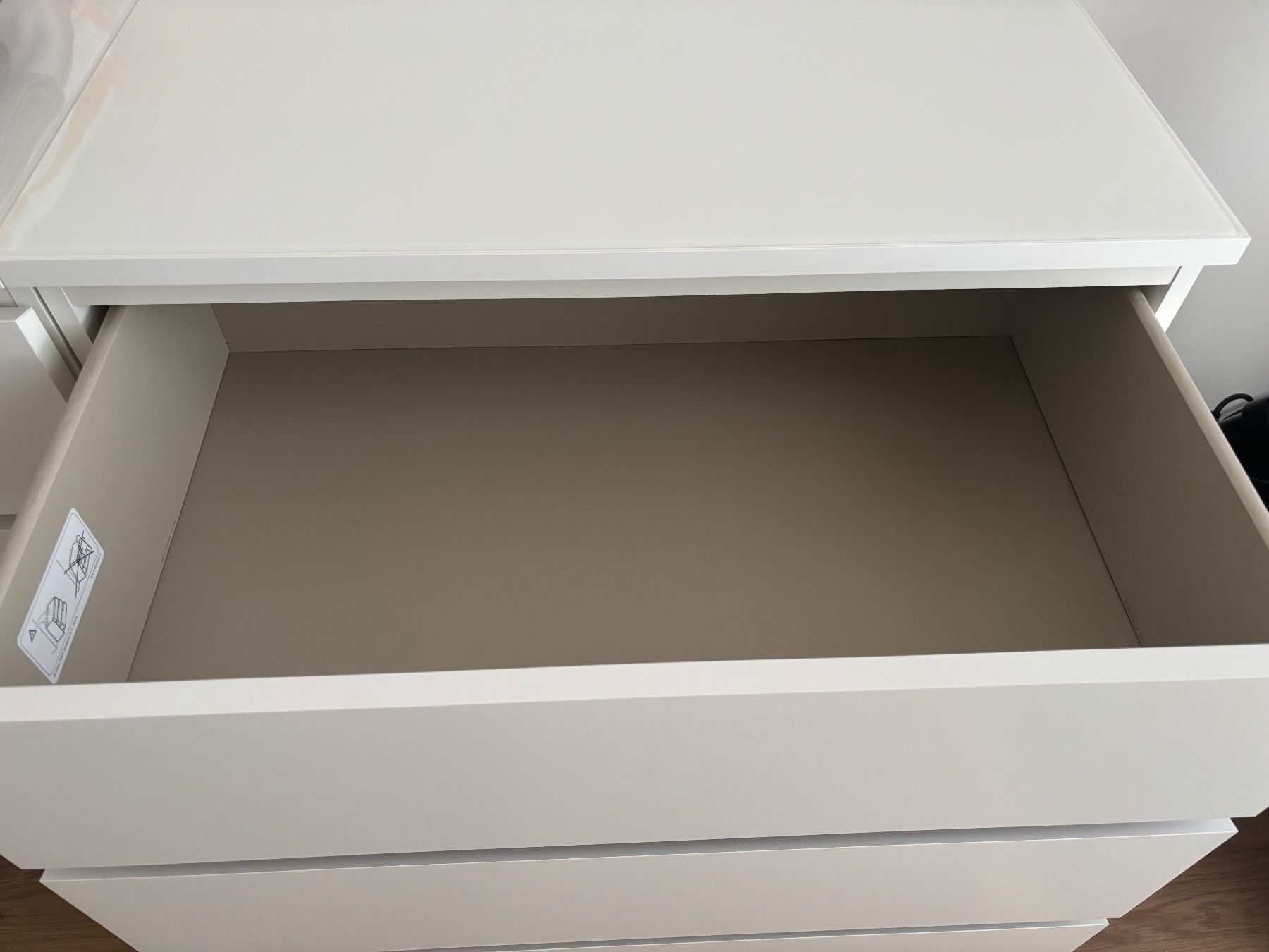 Ikea Cassettiere: 2 Ikea Malm white drawer units – Usato da Zürich venduto da cel_kv7b 4