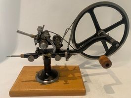 Tour à arrondir, ancien outillage horlogerie vintage