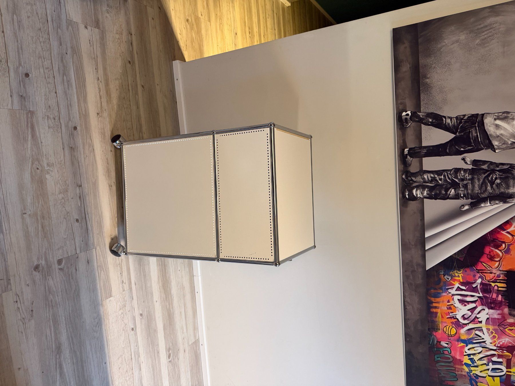 USM Banconi: USM Haller Rollcontainer reinweiss – Usato da Ermatingen venduto da csc_7g5v 3