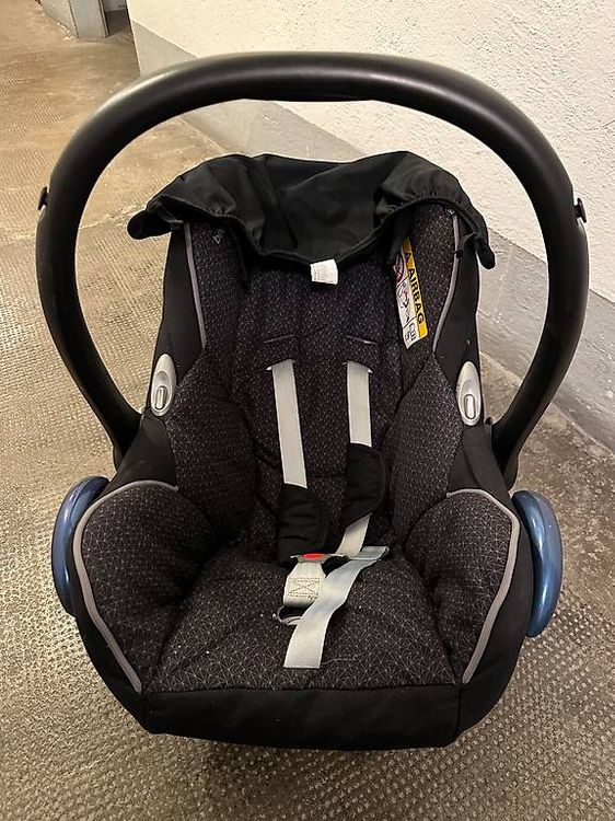 Sièges auto: Maxi Cosi Pebble 0 à 1 ans – D'occasion à Lausanne par StevenBlatter