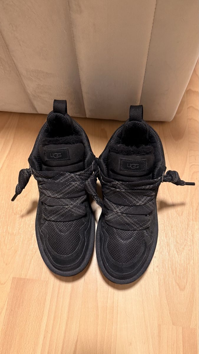 Scarpe da donna: Ugg Schuhe Schwarz, 41 – Nuovo (secondo la descrizione) da Laufen venduto da famkiss 2