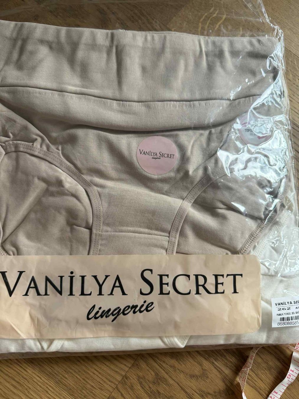 Sonstige Unterwäsche: 3er Pack Damenslips, neu, Grösse L – Neu und originalverpackt aus Riehen von ann_76jw 7
