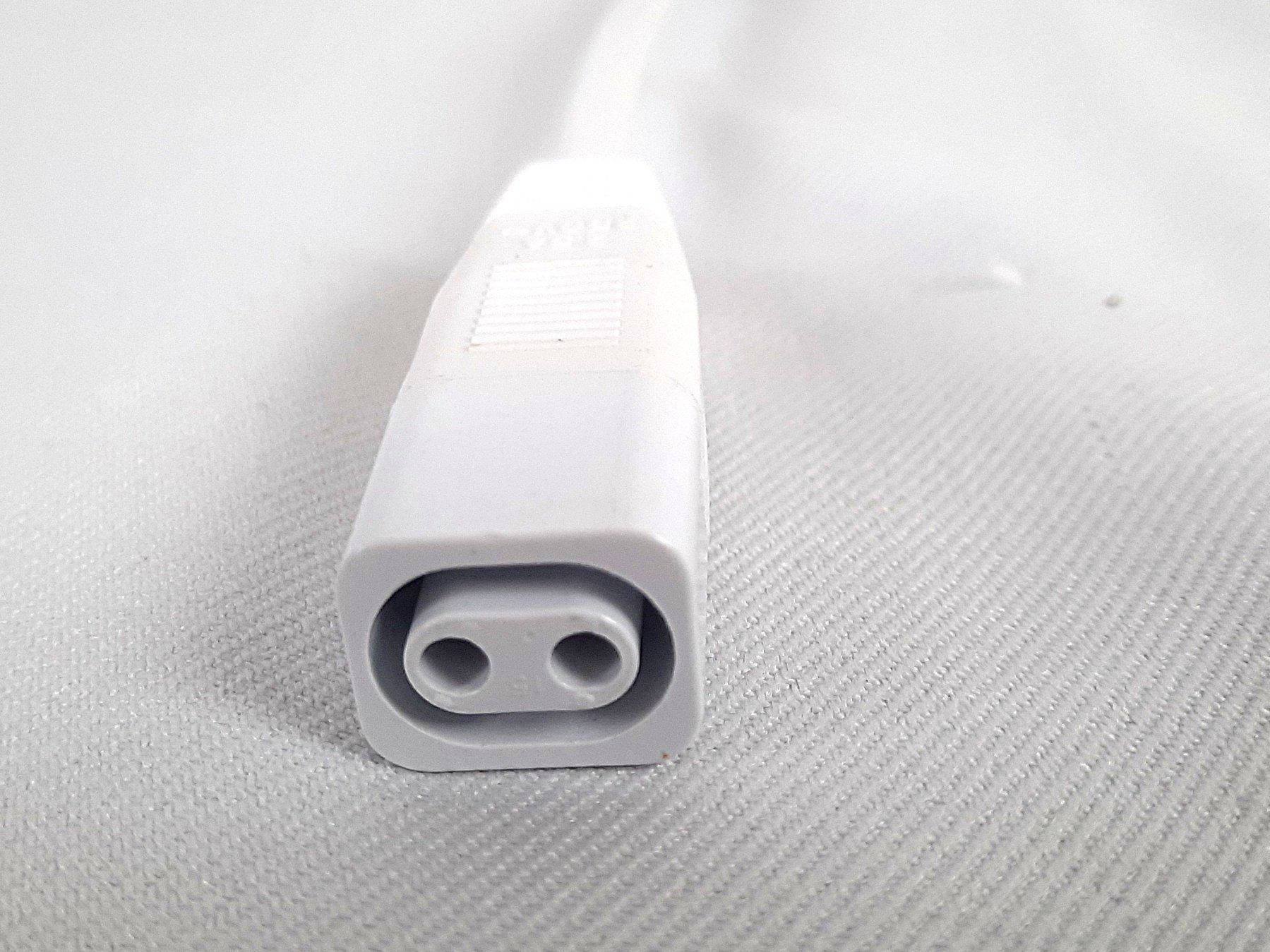 Kabel: 2-poliges Verbindungskabel, weiss – Neu (gemäss Beschreibung) aus Beinwil am See von Restwert_Beinwil 2