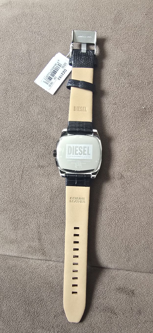 Diesel Orologi:  Diesel D.V.A. DZ2153  – Nuovo (secondo la descrizione) da Le Noirmont venduto da desoto55 1