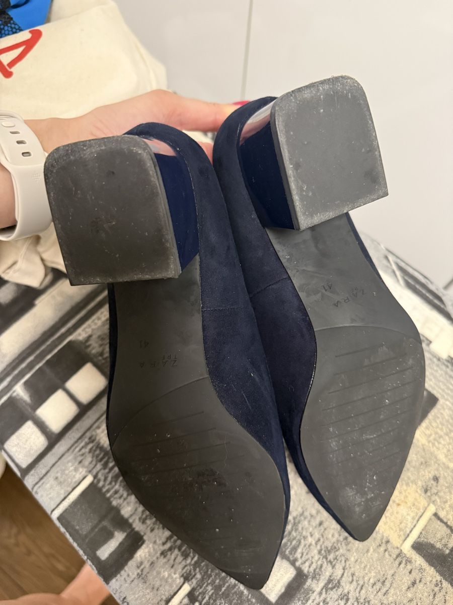 Zara Scarpe da donna: Dunkelblaue Zara Pumps Gr. 41, Blockabsatz, 5.5cm – Usato da Zürich venduto da corinne_secondhand 3