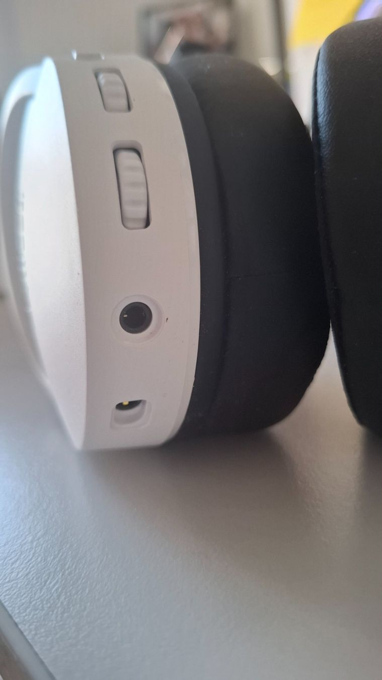 Trust Casques audio: Trust Gxt491w Fayzo Wireless Headset – D'occasion à Niederglatt ZH par don_zh52 5