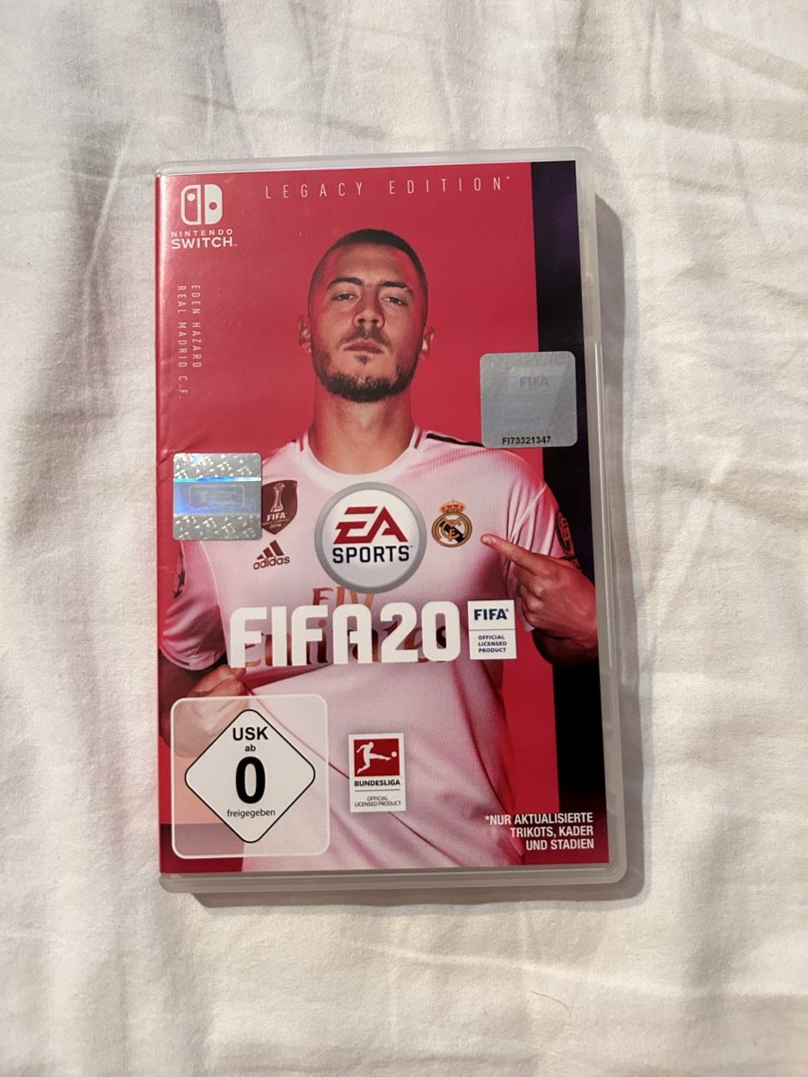 Nintendo Jeux: Nintendo switch game FIFA 2020 – D'occasion à Basel par Pje_english