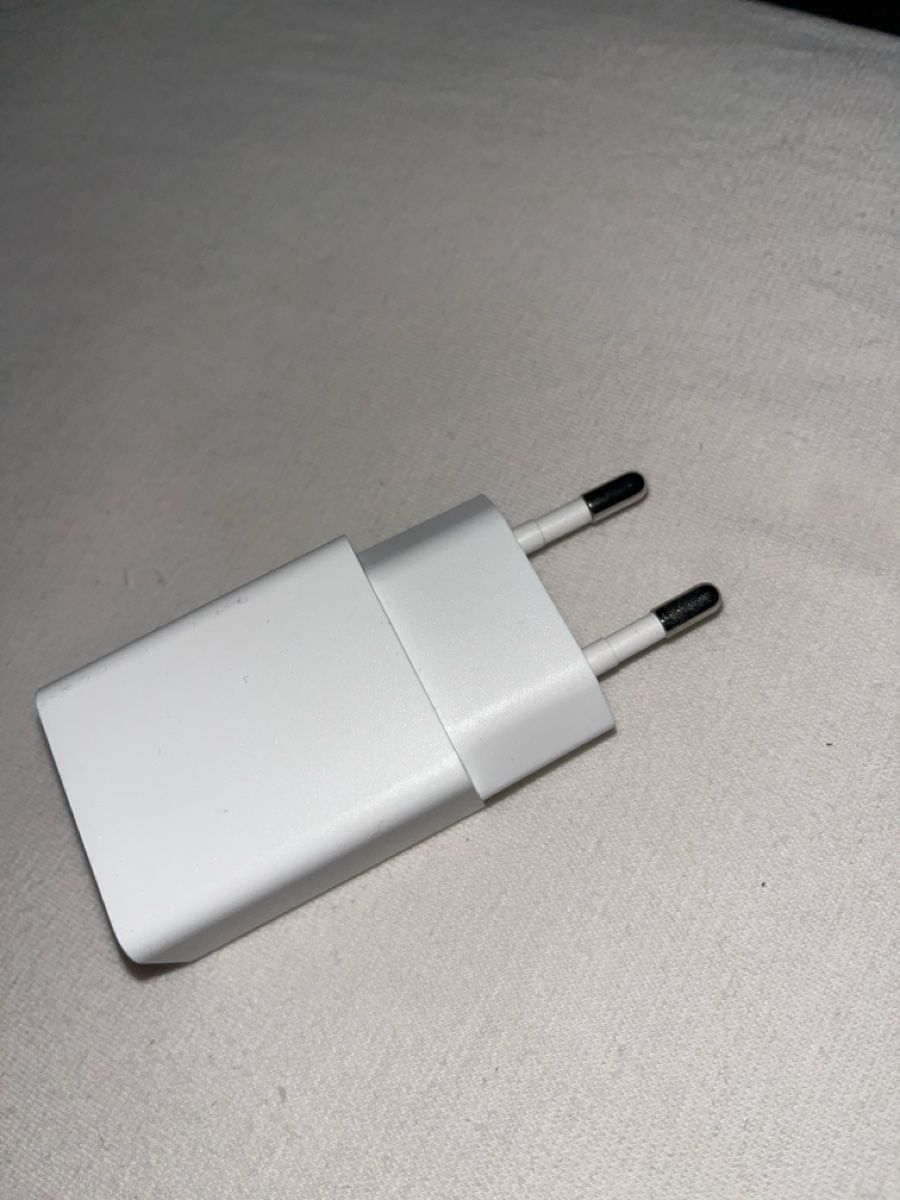 Unità & Adattatore: AC Adapter USB Typ A 5V Weiss – Nuovo (secondo la descrizione) da Arch venduto da sibylle.anne