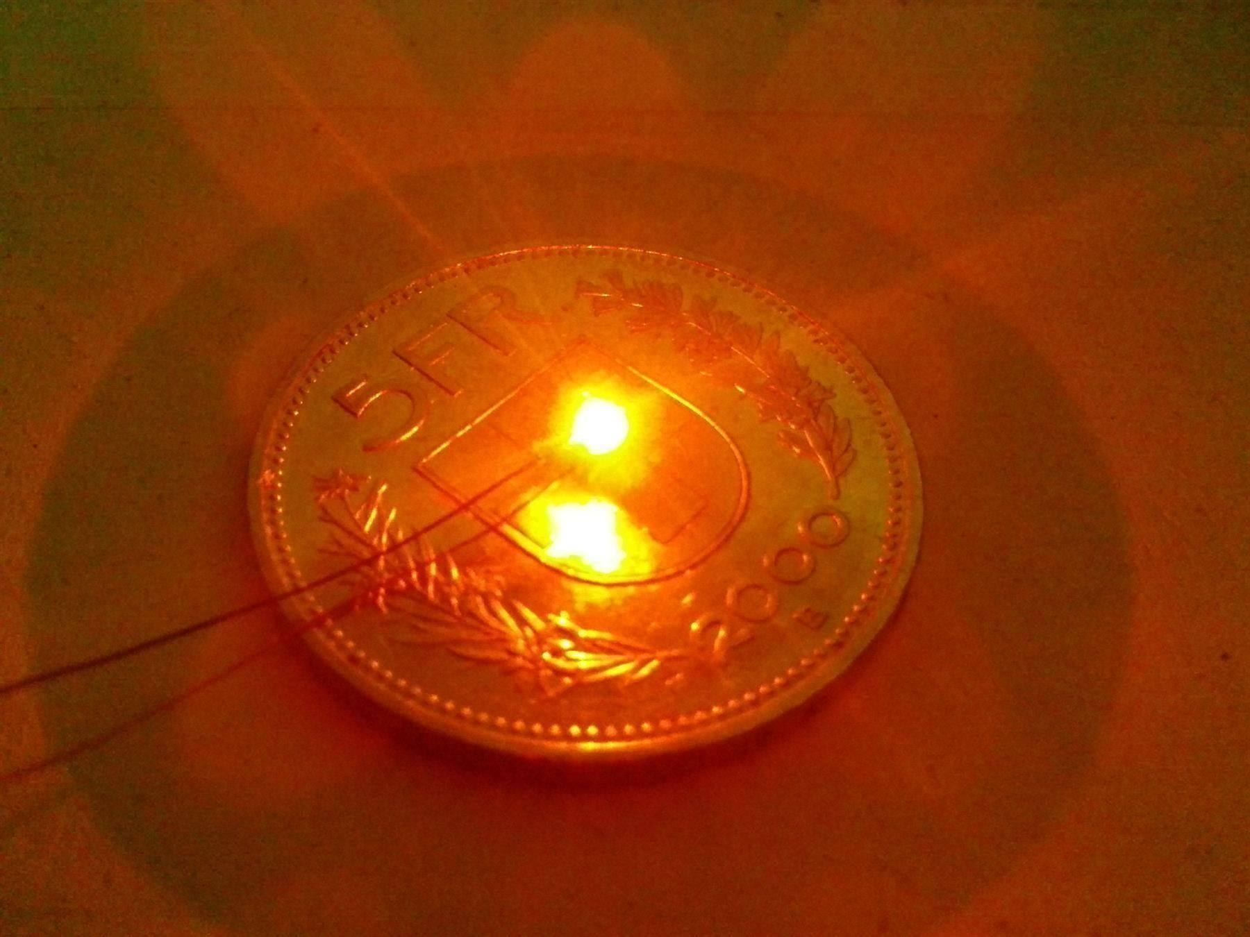 Componenti elettronici: LED SMD 0603, orange 20Stk – Nuovo (secondo la descrizione) da Luzern venduto da Salefactory