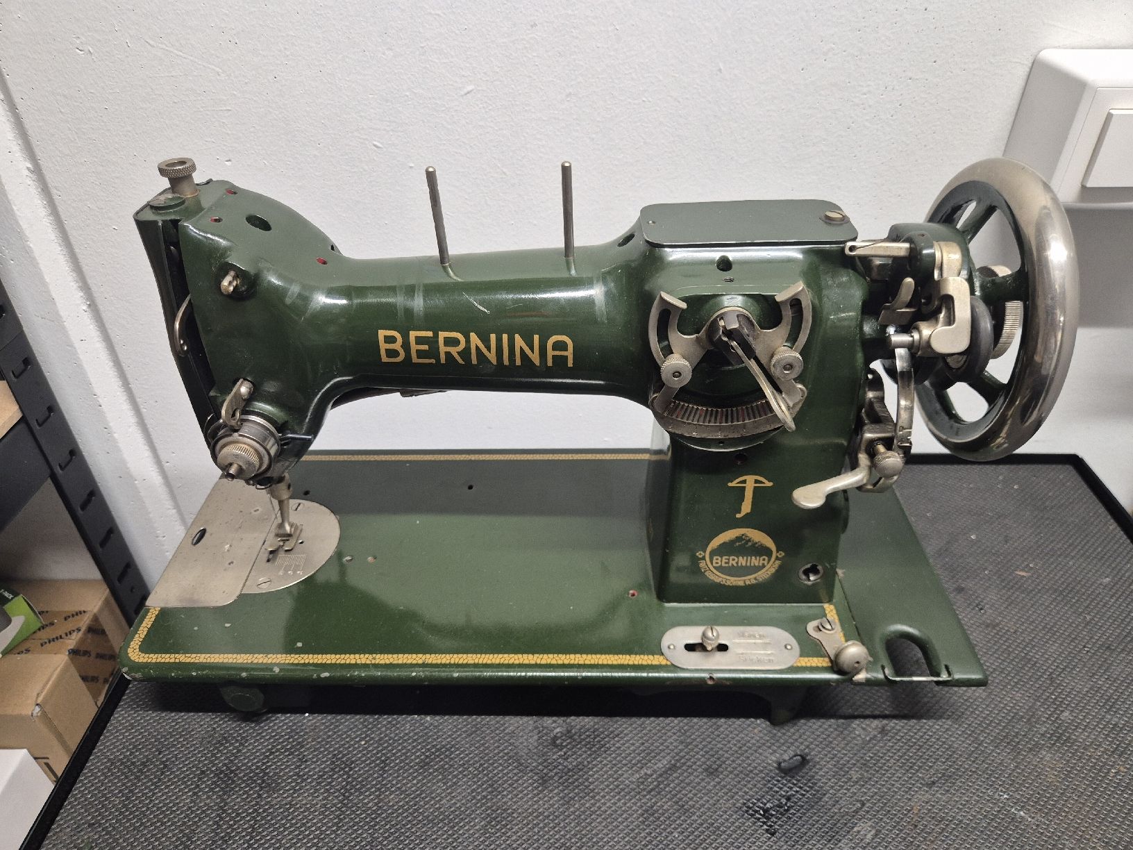 Bernina Macchine da cucire: Bernina KL117 Vintage – Usato da Balerna venduto da Seller127