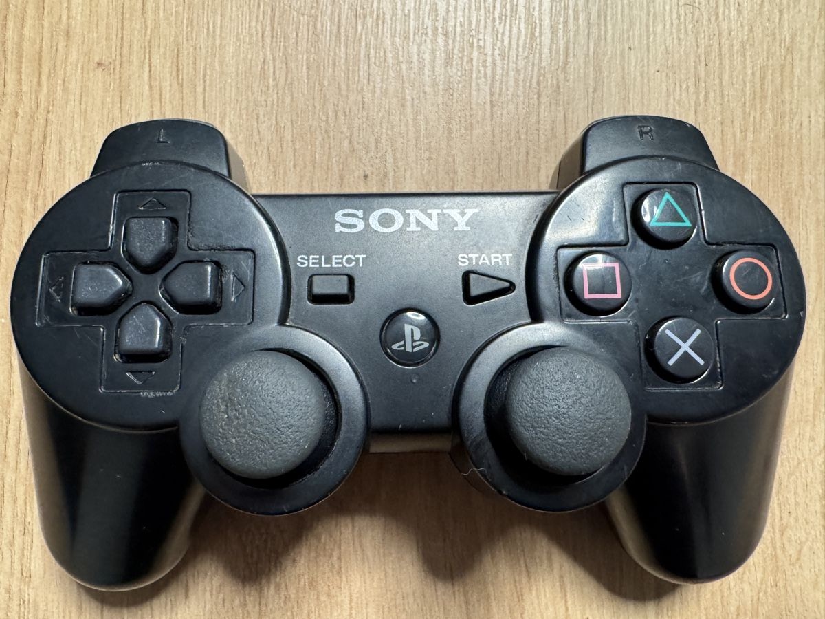 Controller: Sony PS3 Controller in Schwarz!  🎮 – Usato da Biberist venduto da etesummer 2