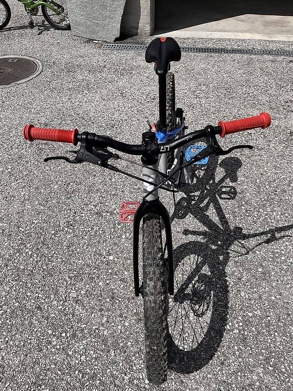 Biciclette: Vélo enfant Cube Réaction 200 pro – Usato da Les Haudères venduto da 1ch_mzj8 2