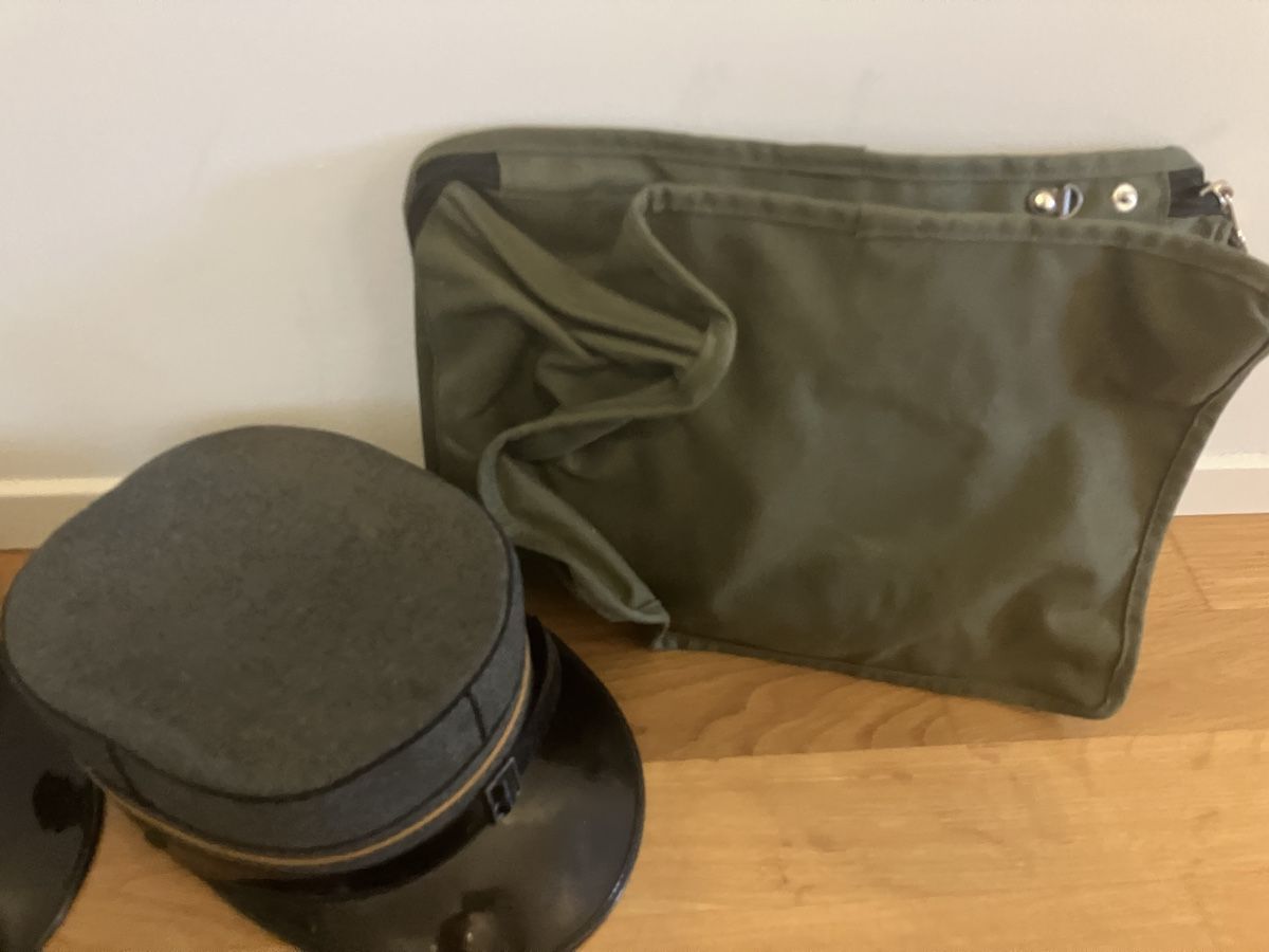 Schweizer Armee Uniformen: div. Armeematerial Schweiz – Gebraucht aus Männedorf von Galler 2