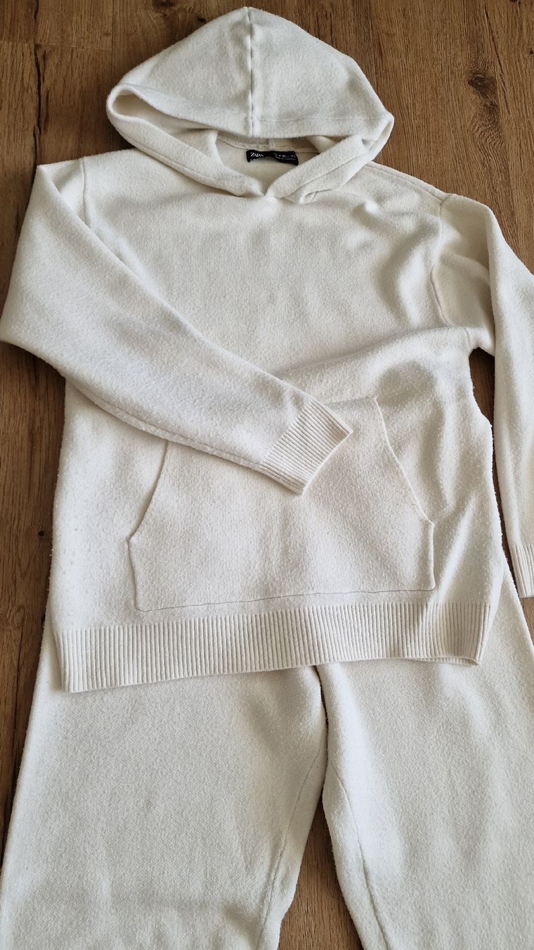 Zara Completi: Strick-Hosenanzug, Creme, Gr.140-152 – Usato da Mönchaltorf venduto da nzhuravel 2