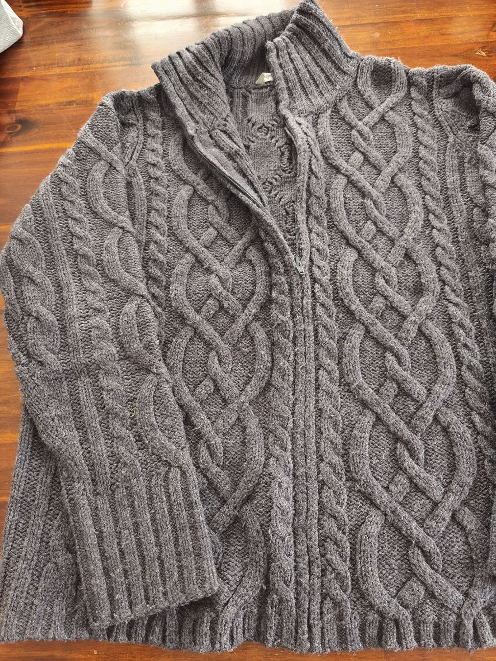 Giacche: Pullover, Grau, Grösse XL, Gebraucht, 100% Polyacryl – Usato da Wohlen AG venduto da art_9qvl 1