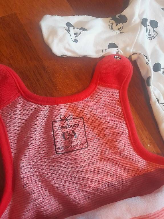 H&M Lotti & Set di vestiti: H&M body+strampler gr 56 – Nuovo (secondo la descrizione) da Zürich venduto da maffka123 1