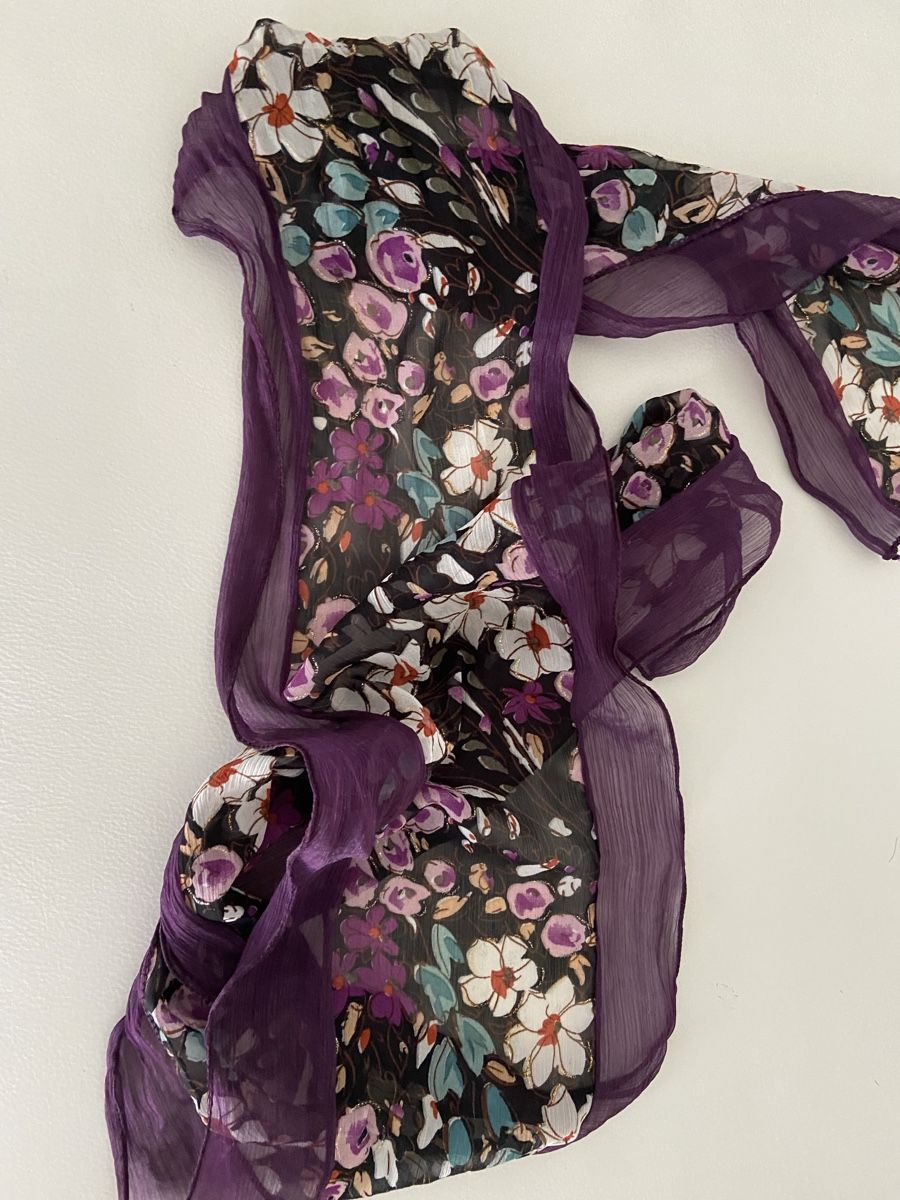 Foulard & Sciarpe: Buntes blumiges Tuch – Usato da Horgen venduto da smlecnik78