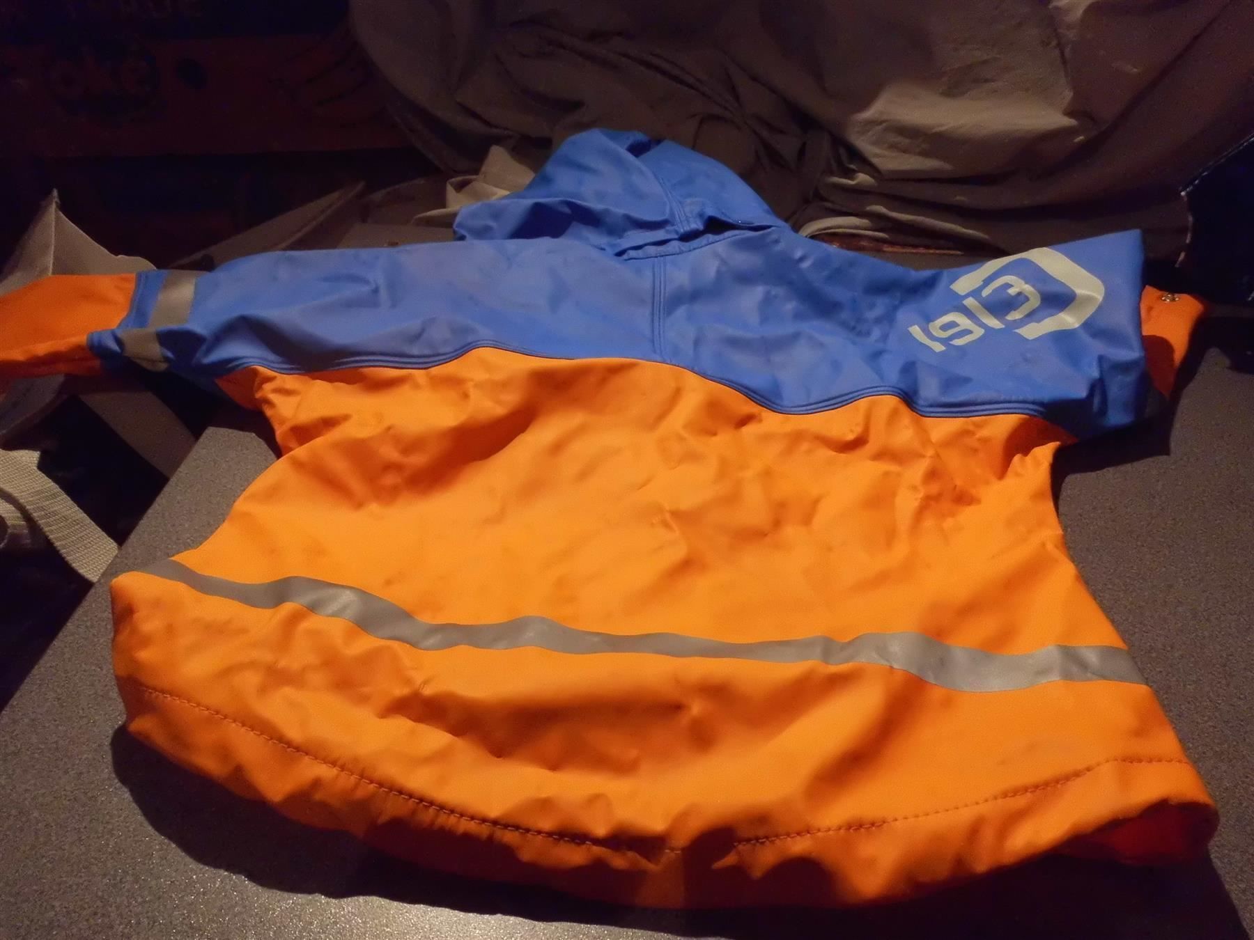 Didriksons Jacken & Mäntel: Regenjacke Grösse 90, Didriksons, blau/orange – Gebraucht aus Zürich von abraxas1291 2