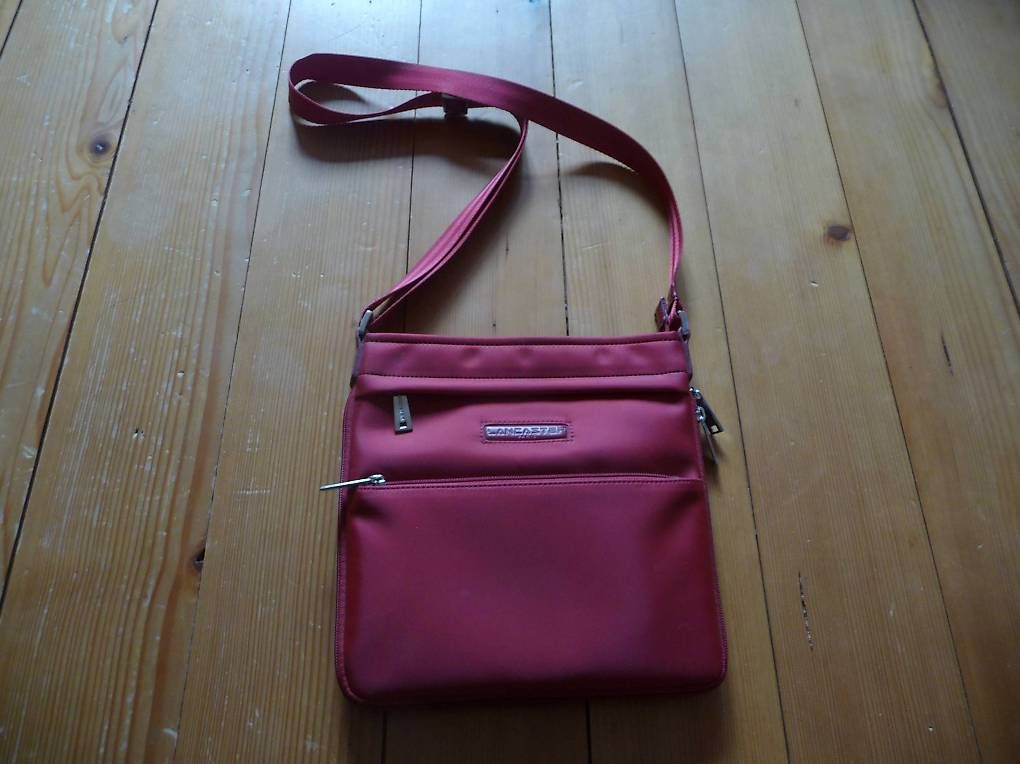Lancaster Taschen für Damen: Sac à main LANCASTER neuf – Gebraucht aus Dombresson von Japezim