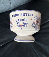 Poterie pharmacie collection BARRET en céramique peinte.