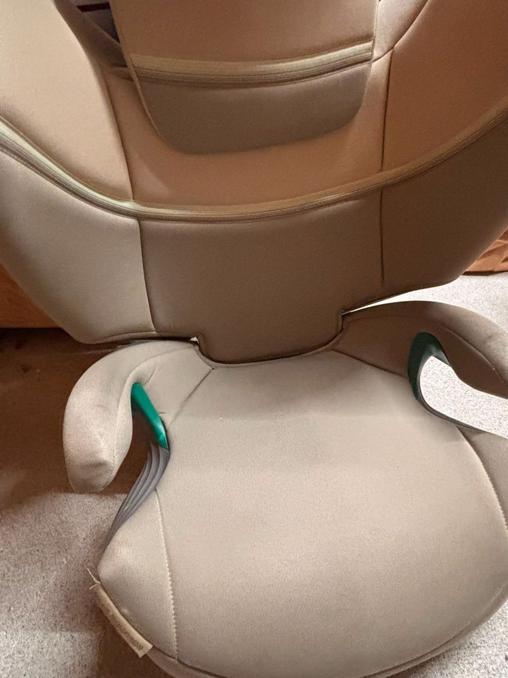 Seggiolini per auto: Cybex solution S i-FIX Classic Beige – Usato da Basel venduto da klein.mella 4