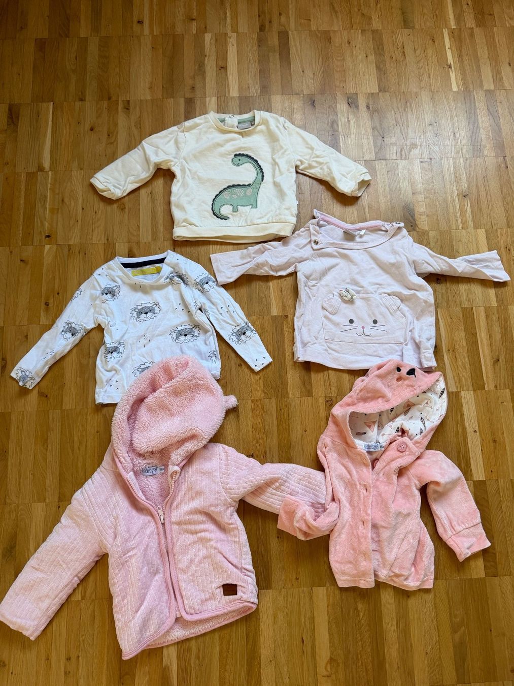 Lotti & Set di vestiti: Mädchen Kleiderpakte (Winter) Grösse 68 – Usato da Kloten venduto da phug 2