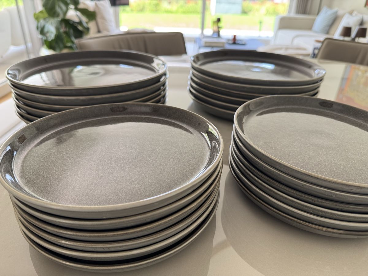 Set di piatti: Bitz Teller – Usato da Reinach AG venduto da MineD