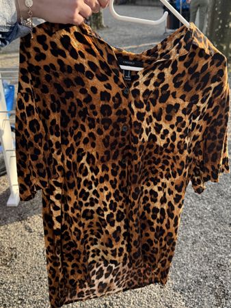 Leopardenmuster Bluse, Forever 21, Grösse M -Top!