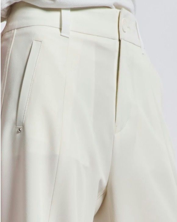 High Pantaloni: Pantalon High, taille 32-34 – Nuovo (secondo la descrizione) da Vernayaz venduto da Veron1 6