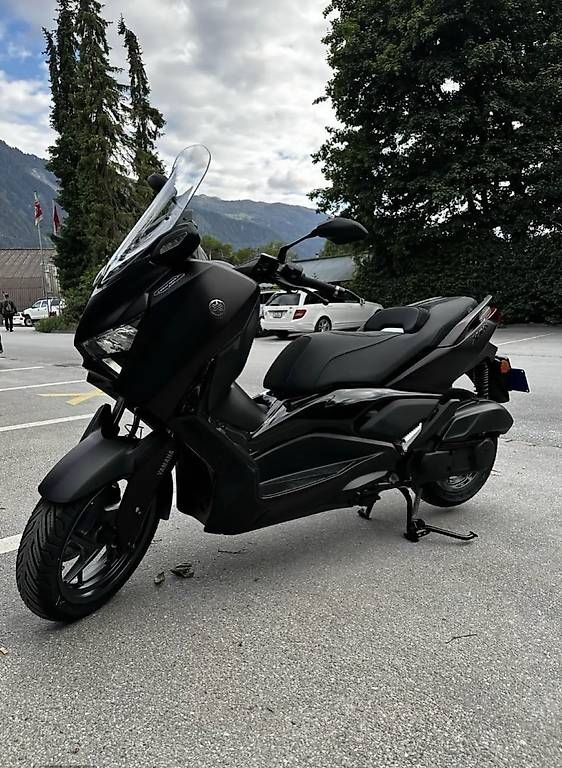 Scooter: Yamaha XMax 125 Tech MAX + / 05-2025 / 1800km – Usato da Jona venduto da ramiz93 1