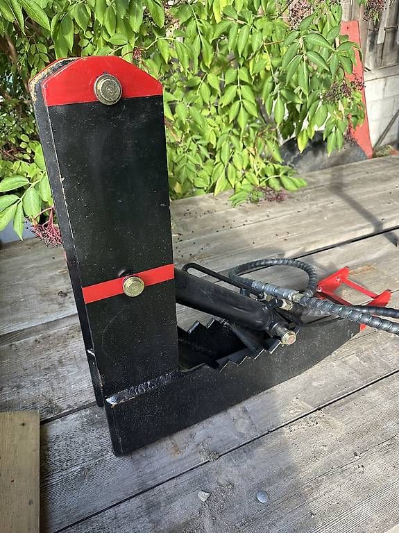 Greifer: Pouce hydraulique – Gebraucht aus Bussy FR von sebest 1