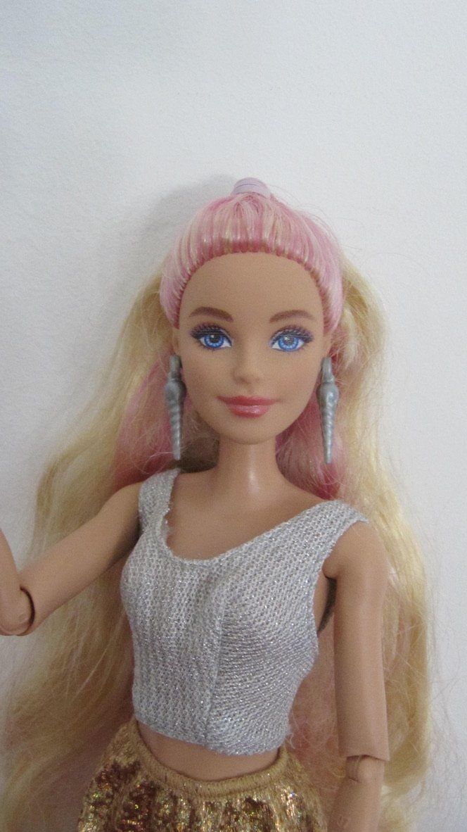 Puppen: Bewegliche Barbie – Gebraucht aus Brunnen von Kiwiland1 1