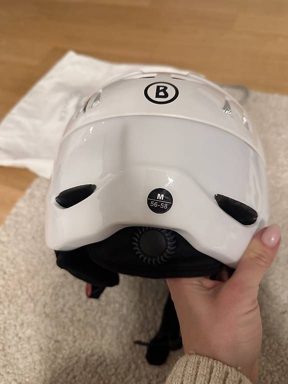 Caschi: Skihelm Borgen Damen – Usato da Fribourg venduto da jan_jgw6 2