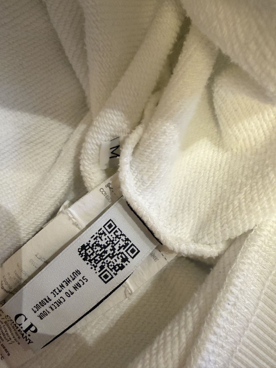 Maglioni & Felpe: CP COMPANY HOODIE – Usato da Herrliberg venduto da jan_lp69 2