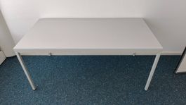 Schreibtisch weiss 160x80x72cm gebraucht