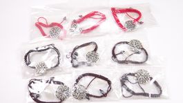 Restposten: 9 Makramee-Armbänder Rot/Braun